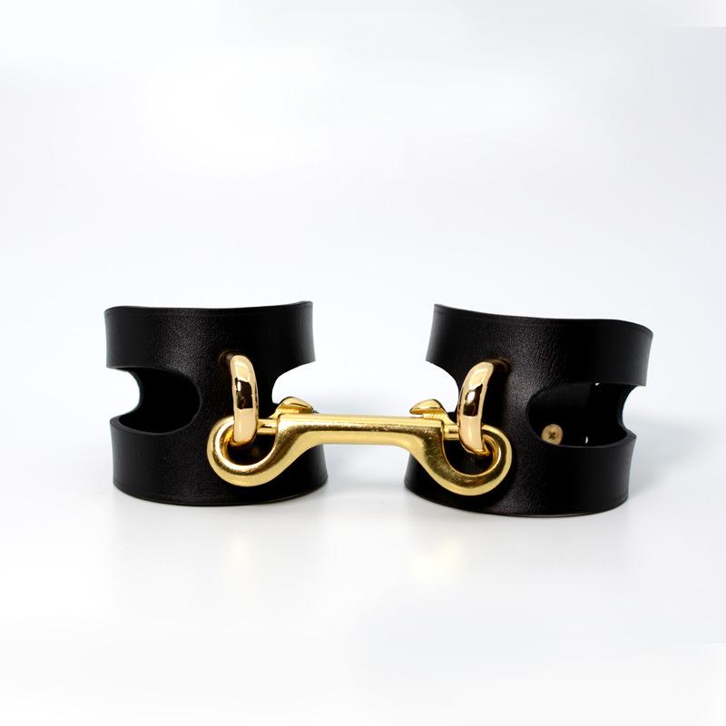 GINYA SM Leather Handcuffs CH21012 main image